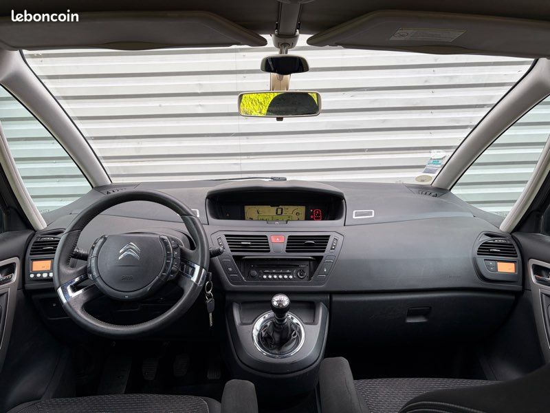 CITROËN C4 PICASSO 1.6 HDI 112cv Phase 2 Finition Exclusive / Attelage (image 3)