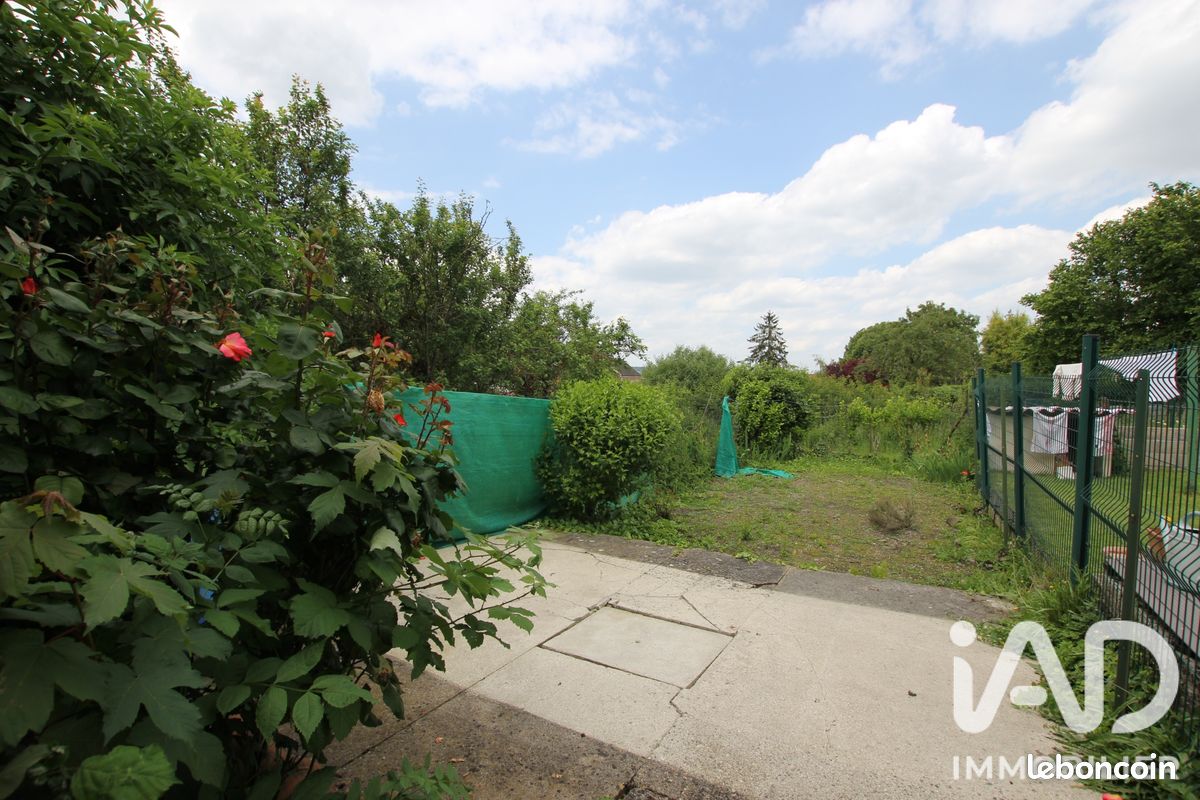 Maison 3 pièces 75 m² · à Moreuil · 75 m² · 55 000 €