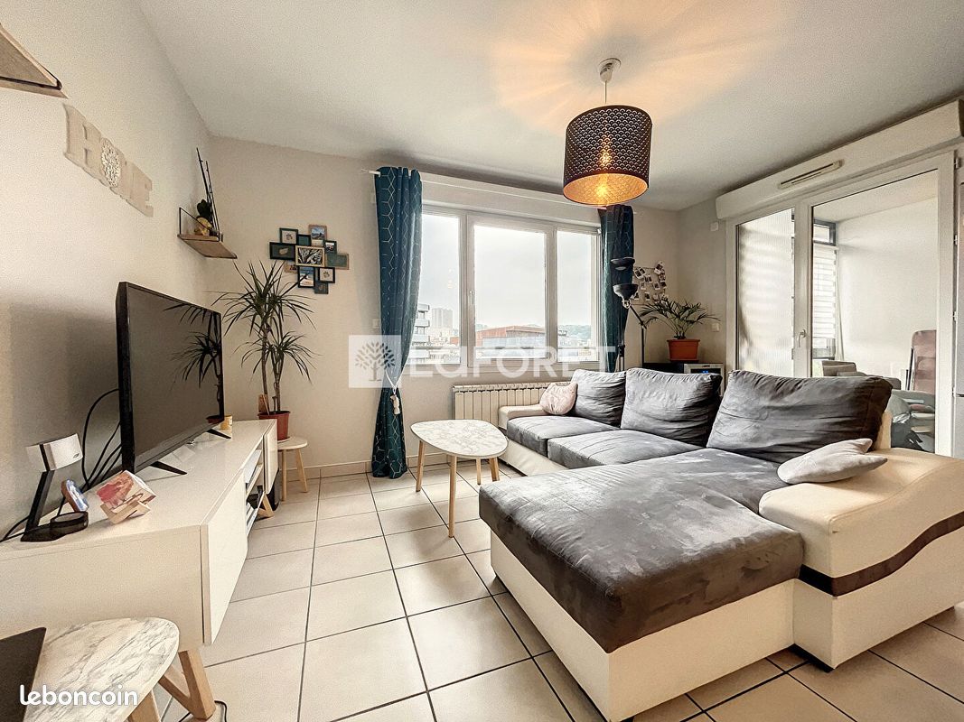 Appartement 3 pièces 63 m² · à Tassin-la-Demi-Lune · 63 m² · 1 275 €/mois