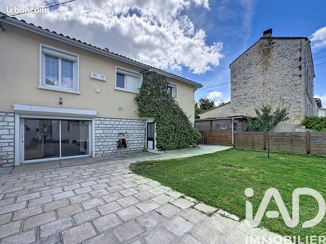 Maison 5 pièces 122 m² · à Gond-Pontouvre · 122 m² · 218 000 €