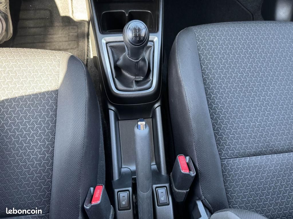 SUZUKI SWIFT 1.0 Bossterjet Pack 111 ch PHASE 1 (image 29)