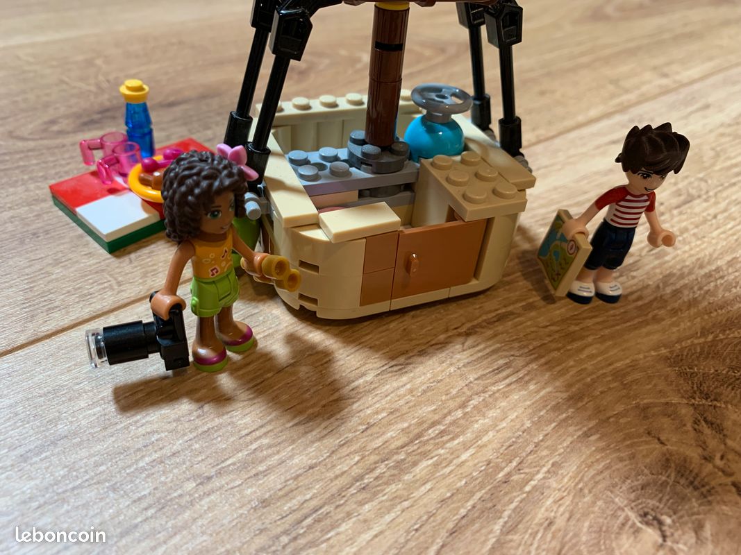 LEGO La Montgolfière D'Heartlake City (image 2)