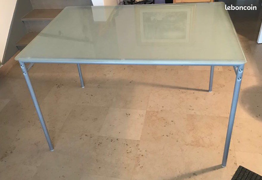 Table verre trempé (image 1)