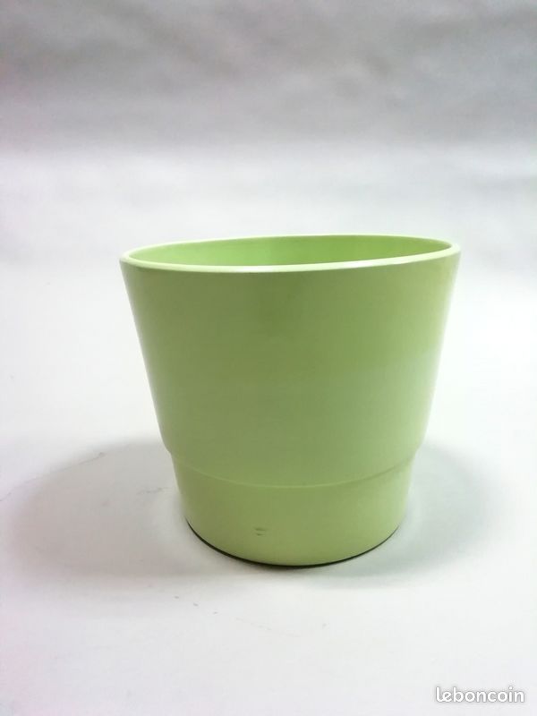Grand cache-pot vert amende (image 1)