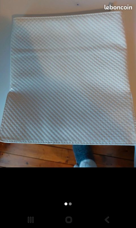 Pochette blanche zippée doublée (image 2)