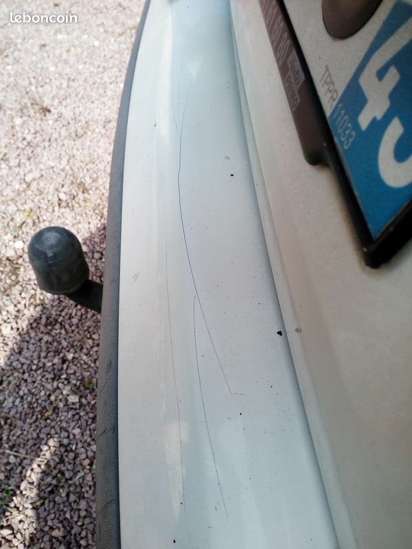 Vends parechoc passat (image 1)