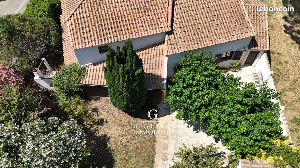 Maison 6 pièces 150 m² · à Saint-Laurent-d'Aigouze · 150 m² · 420 000 €