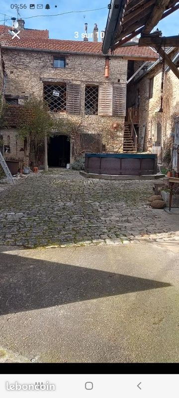 Maison 6 pièces 220 m² · à Champlitte · 220 m² · 130 000 €