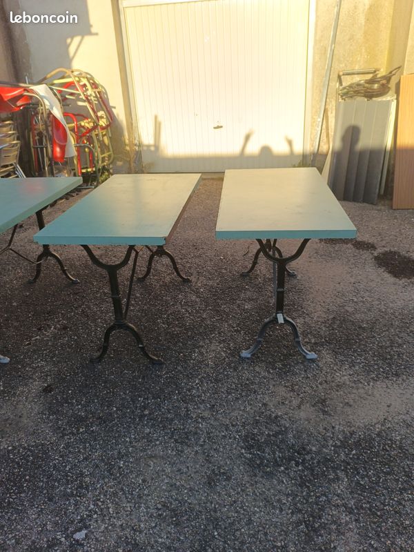 Anciennes Tables de bistrot pieds fonte et plateau formica (image 2)