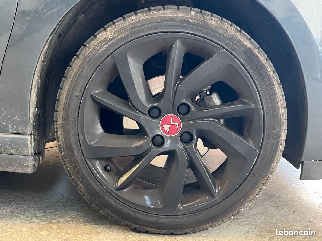 DS DS 3 1.2 110ch PERFORMANCE LINE - 2017 - Phares LED - Jantes alliage (image 23)