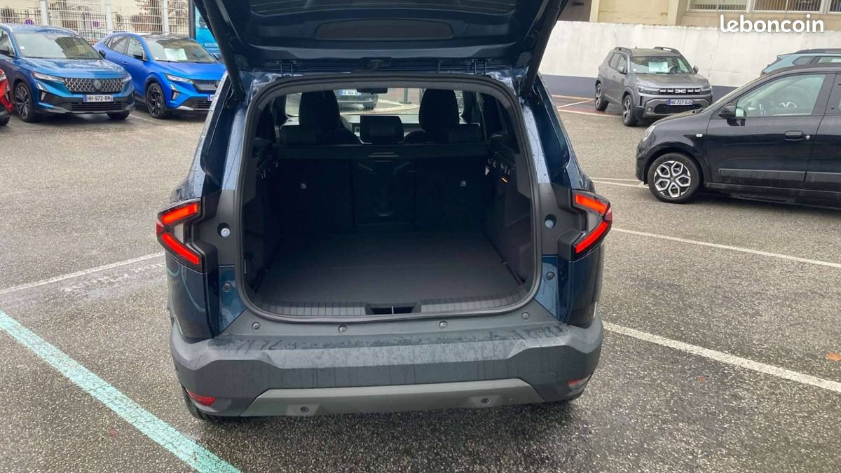 DACIA BIGSTER journey hybrid 155 (image 4)