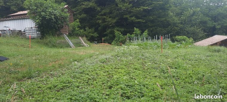 Terrain 650 m² Haux