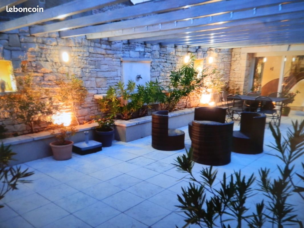 Maison 4 pièces 105 m² · à Laudun-l'Ardoise · 105 m² · 285 000 €