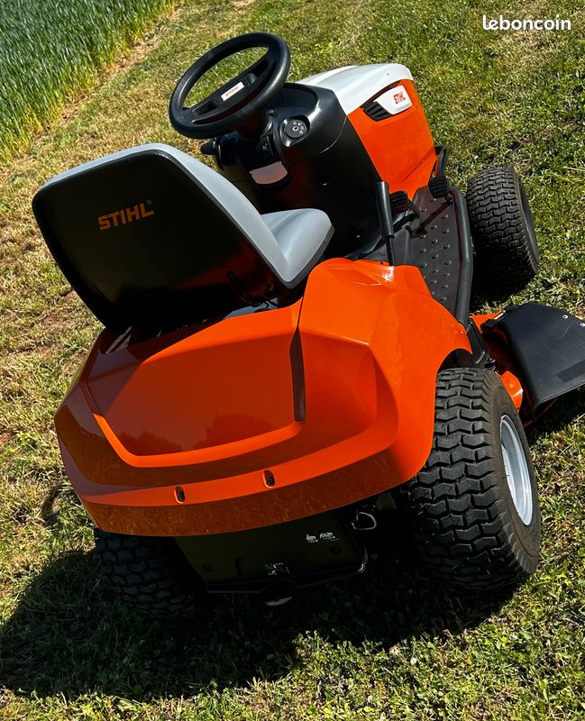 Tondeuse autoportée STIHL RT4112s Briggs (image 3)