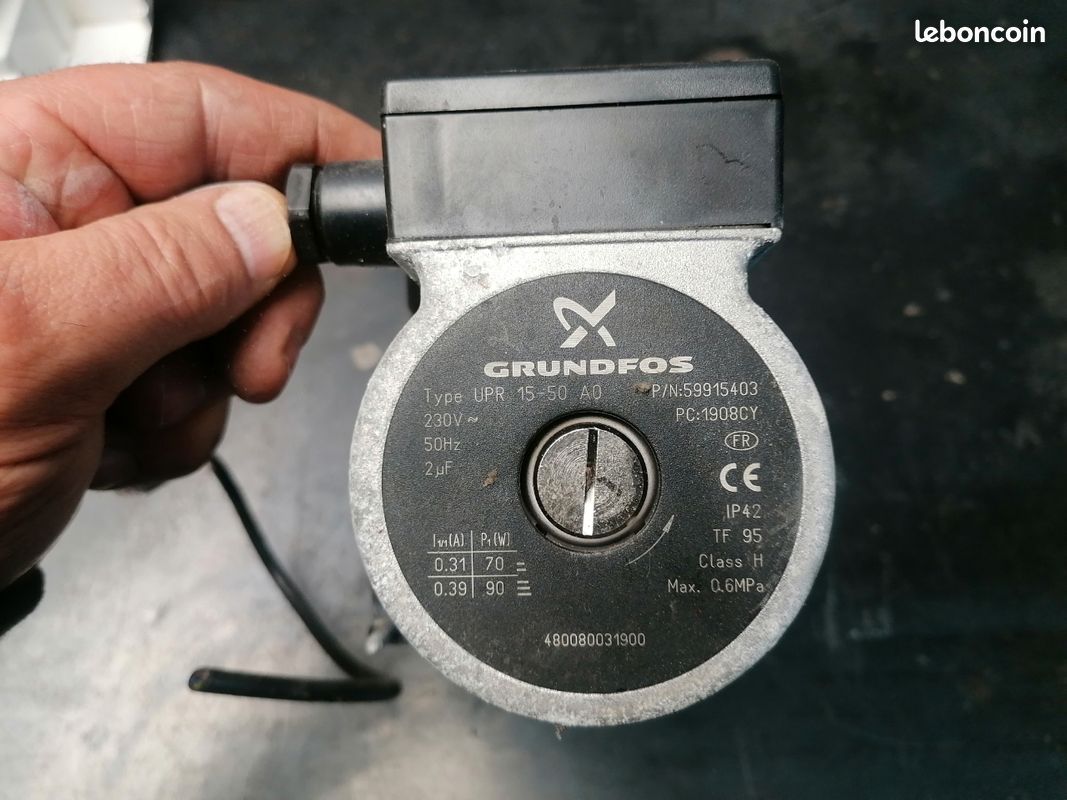 POMPE CIRCULATEUR RADIANT Grundfos Ups 15-60 Ciao 2500497 Ex 24053 La