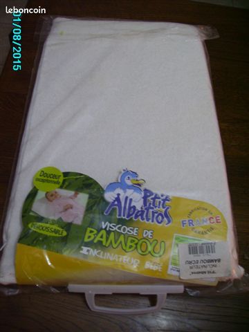 Inclinateur pour bébé (image 1)