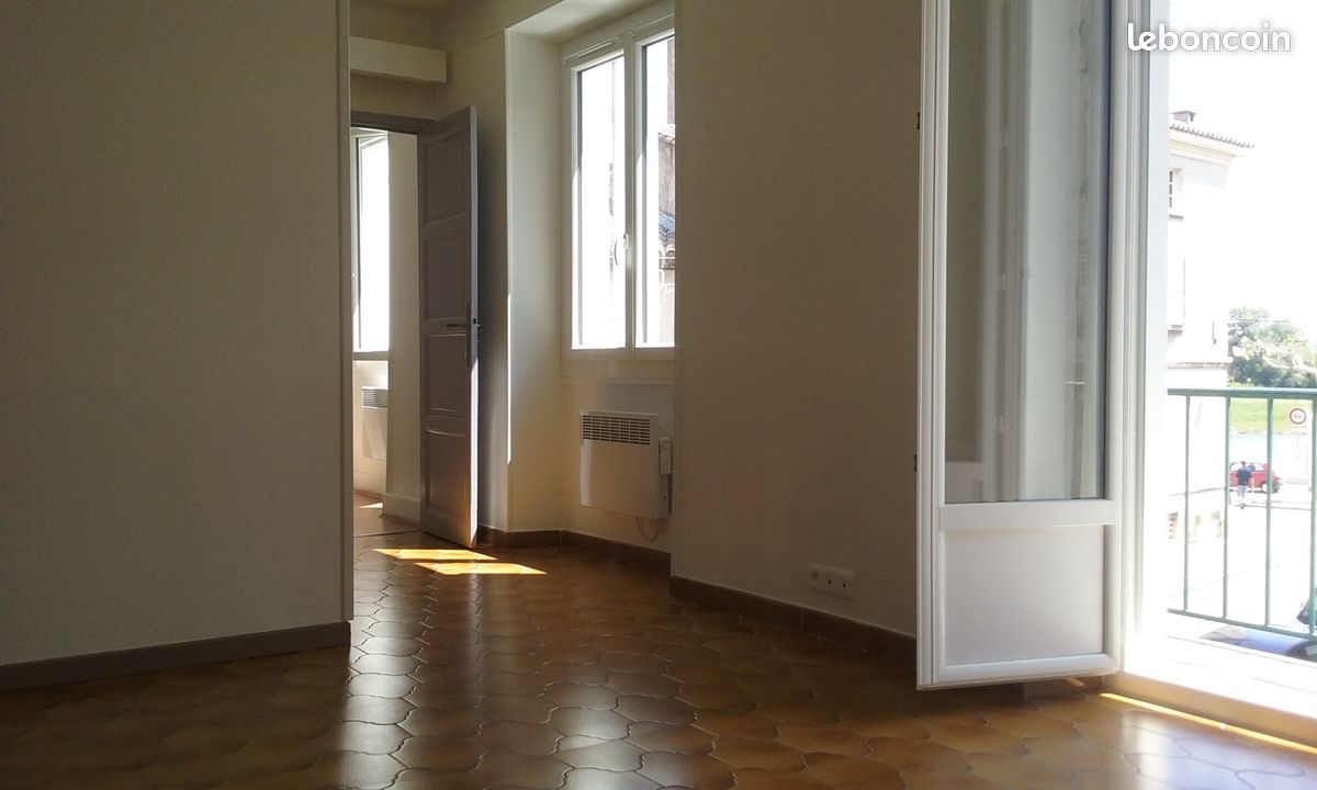 Appartement 3 pièces 51 m² · à Bourg-Saint-Andéol · 51 m² · 510 €