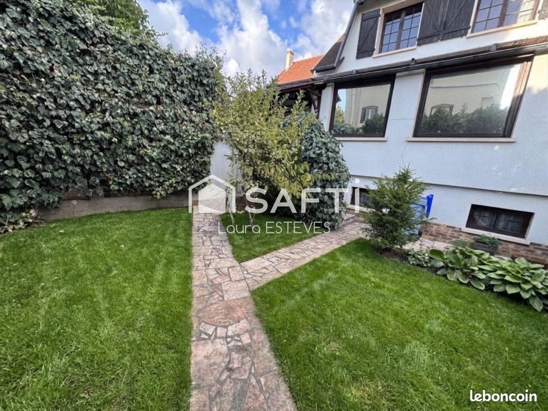 Maison 5 pièces 153 m² · à Saint-Denis · 153 m² · 399 000 €