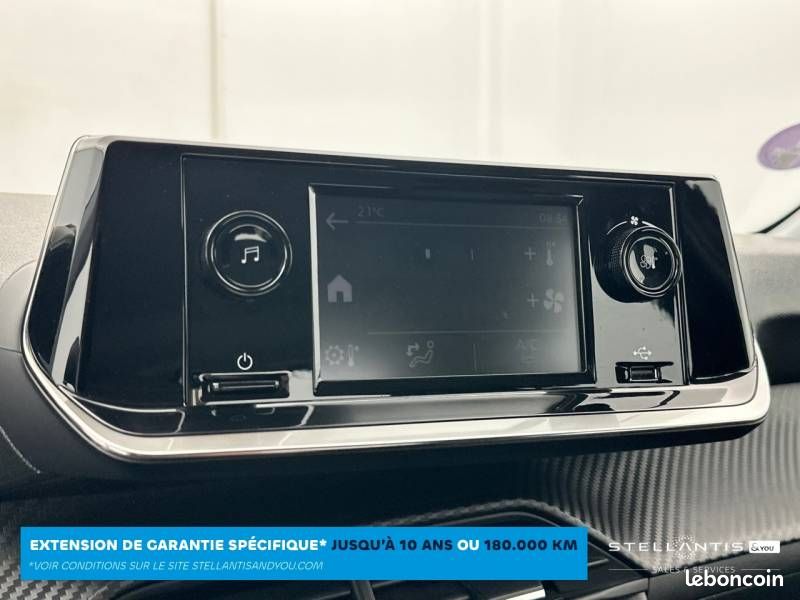 Peugeot 208 PureTech 75 S&S BVM5 Like (image 21)