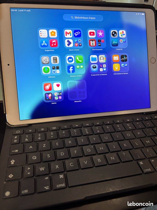 IPad Air 3 – 64 Go + clavier Bluetooth + stylet (image 2)