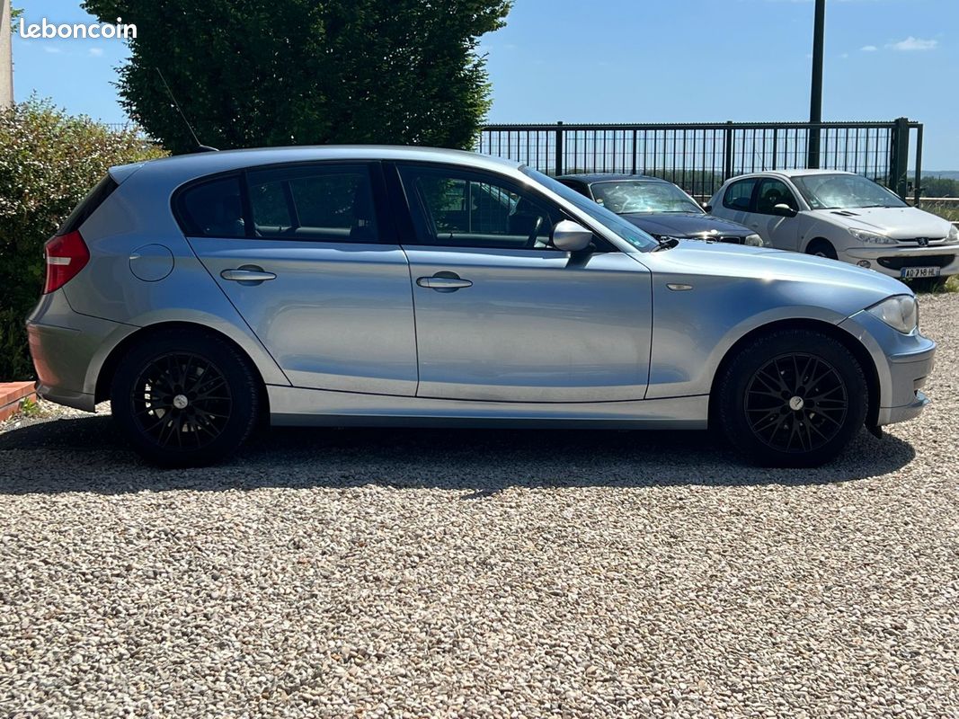 BMW SERIE 1 E87 LCI 118d 143 ch Confort (image 5)