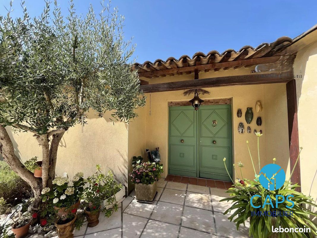 Maison 5 pièces 173 m² · à Garrigues-Sainte-Eulalie · 173 m² · 490 000 €