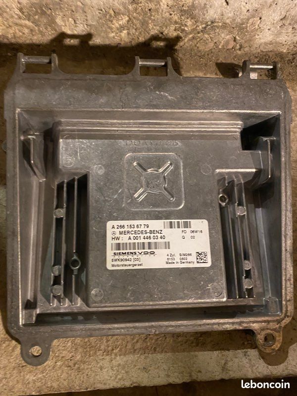 Calculateur moteur Mercedes classe A W169 (image 1)
