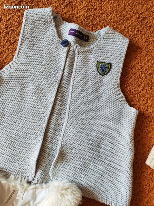 Lot gilet sans manches filles de 6 a 12 mois (image 4)