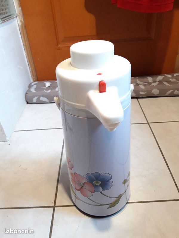 Thermos distributeur boisson avec pompe, pas servi, grand modèle (image 1)