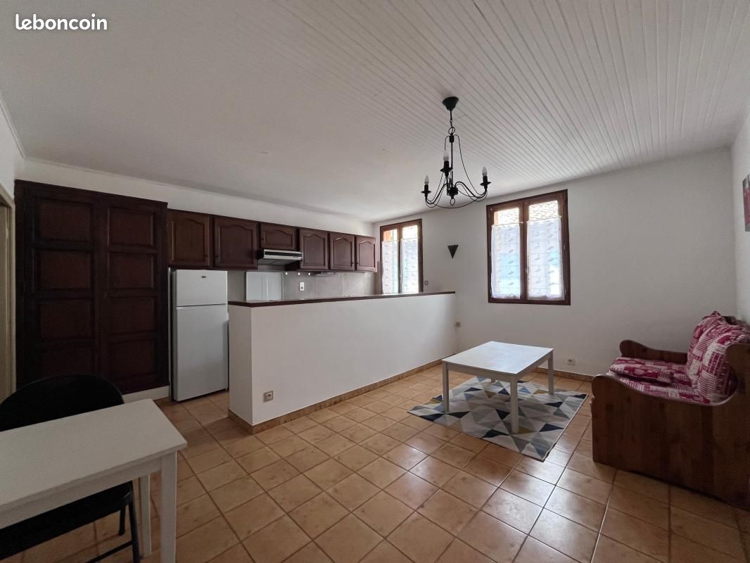 Appartement 2 pièces 39 m² · à Manosque · 39 m² · 440 €