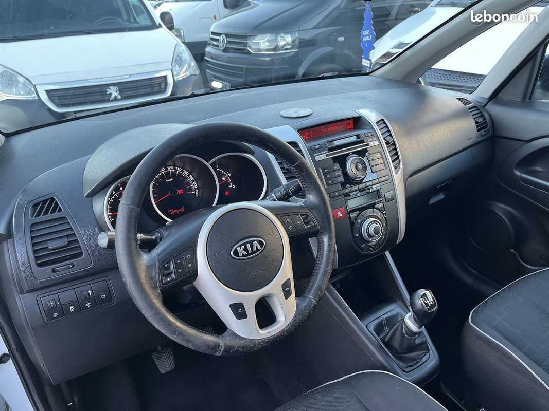Kia VENGA 1.6 CRDI115 FAP URBAN CHIC (image 9)