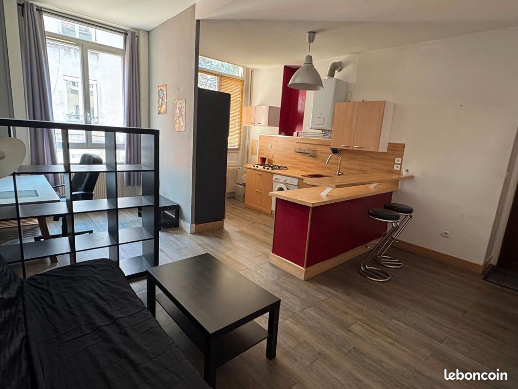 Appartement 2 pièces 44 m² · à Saint-Étienne · 44 m² · 65 000 €