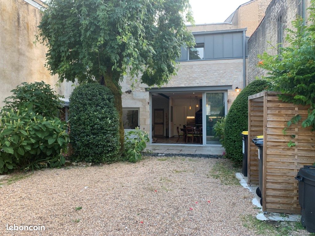 Maison 3 pièces 80 m² · à Poitiers · 80 m² · 1 350 €