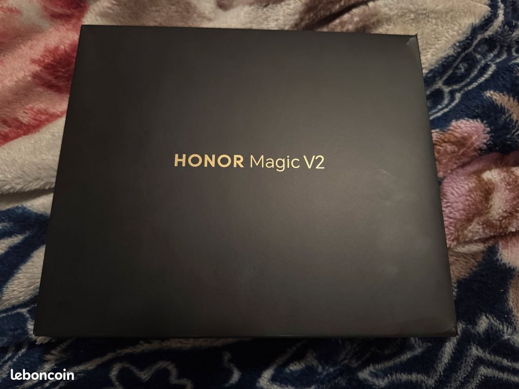 HONOR magic v2 (image 2)