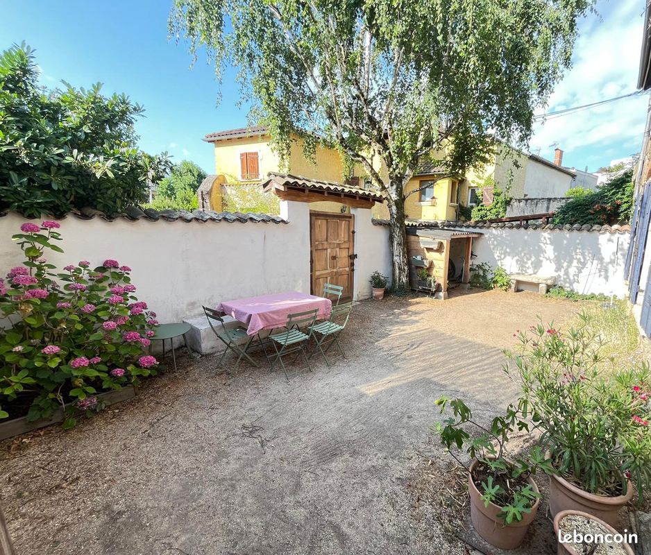 Maison 5 pièces 140 m² · à Vourles · 140 m² · 449 000 €
