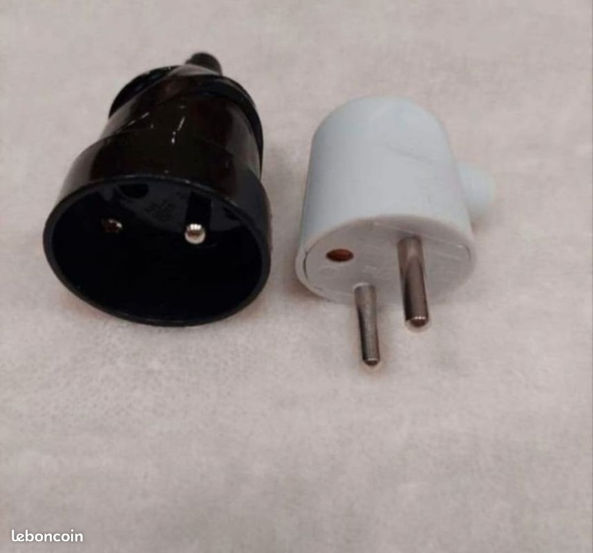 Lot Prises male et femelle NF 250V /16A : Neuf (image 1)