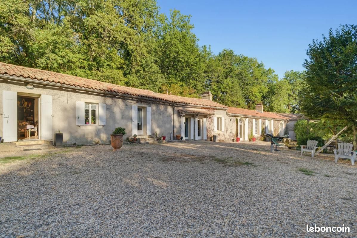 Maison 8 pièces 237 m² · à Cambes · 237 m² · 645 000 €