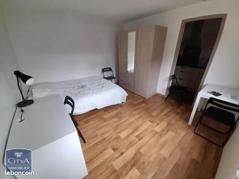 Appartement 1 pièce 20 m² · à Cholet · 20 m² · 450 €