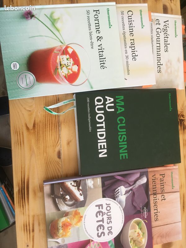Thermomix TM5 + livres (image 1)