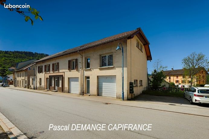 Immeuble 351 m² Cornimont