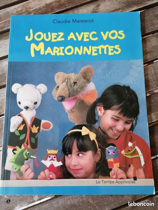 Livre Marionnettes (image 1)