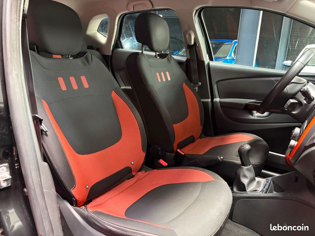 RENAULT CAPTUR dCi 90 Energy S&S eco² Intens / REVISION OK / CAMERA DE RECUL (image 15)