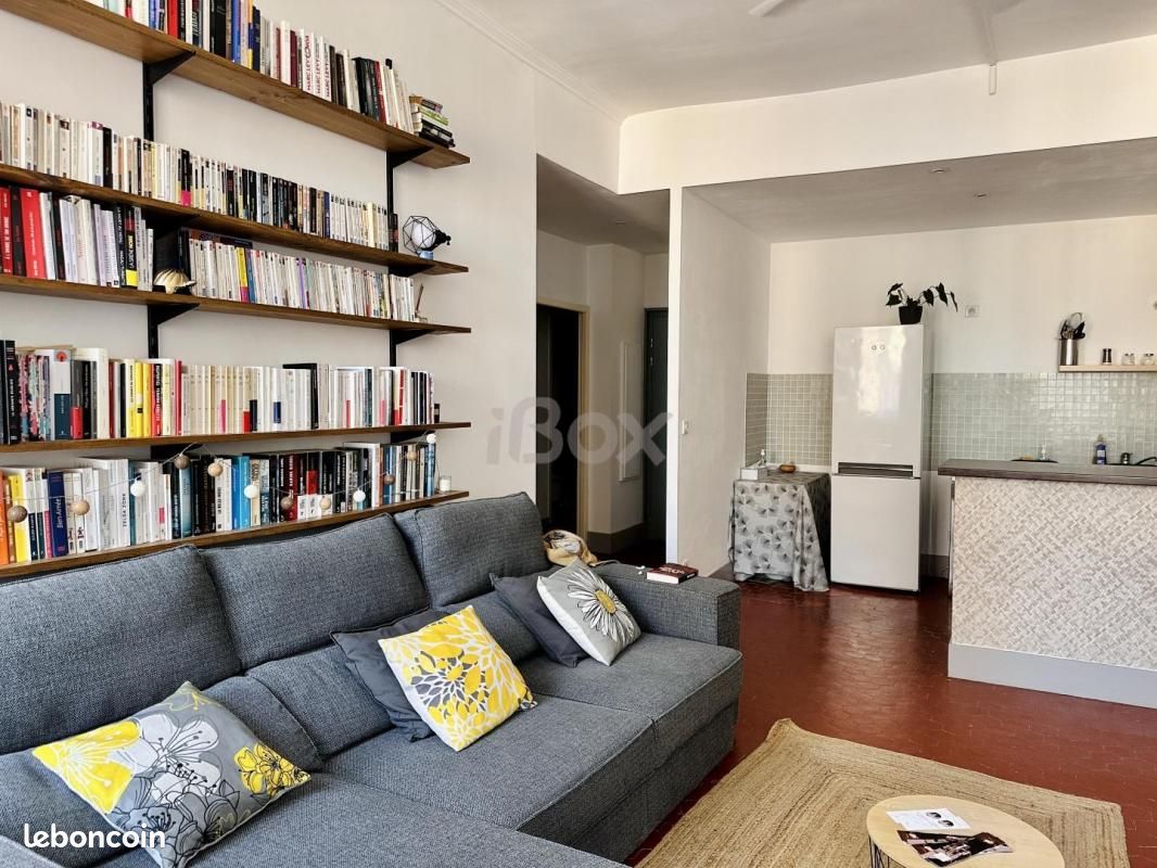 Appartement 2 pièces 63 m² · à Toulon · 63 m² · 890 €