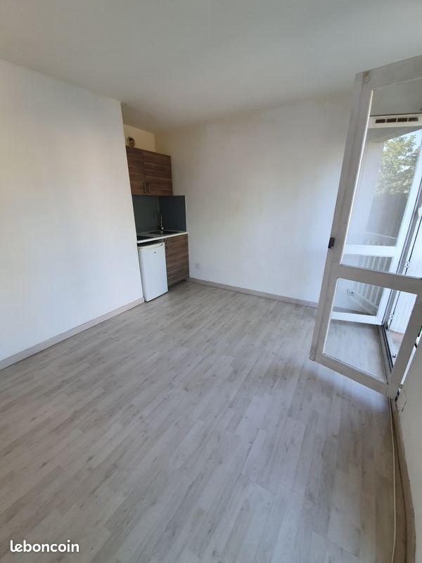Appartement 1 pièce 18 m² · à Nîmes · 18 m² · 60 000 €