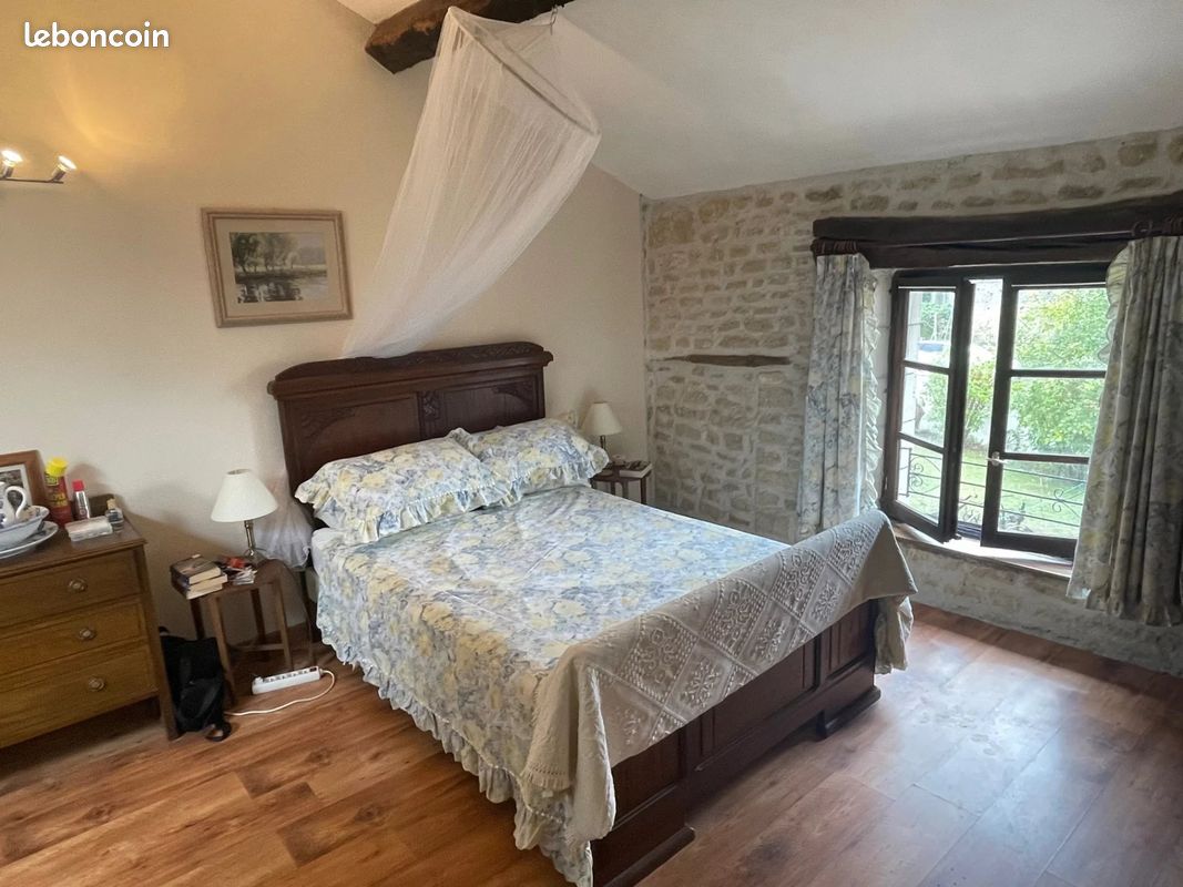 Maison 8 pièces 225 m² - Verdille 16140 (image principale 14)