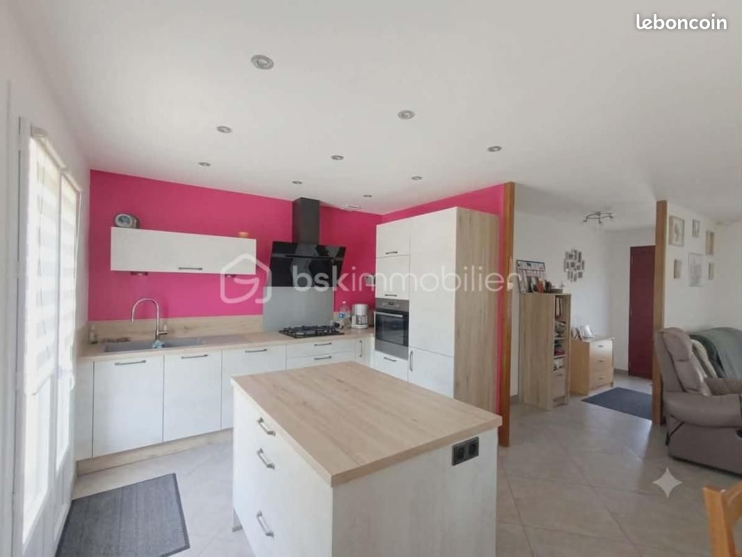 Maison 5 pièces 77 m² · à Saint-Gervais-du-Perron · 77 m² · 185 000 €