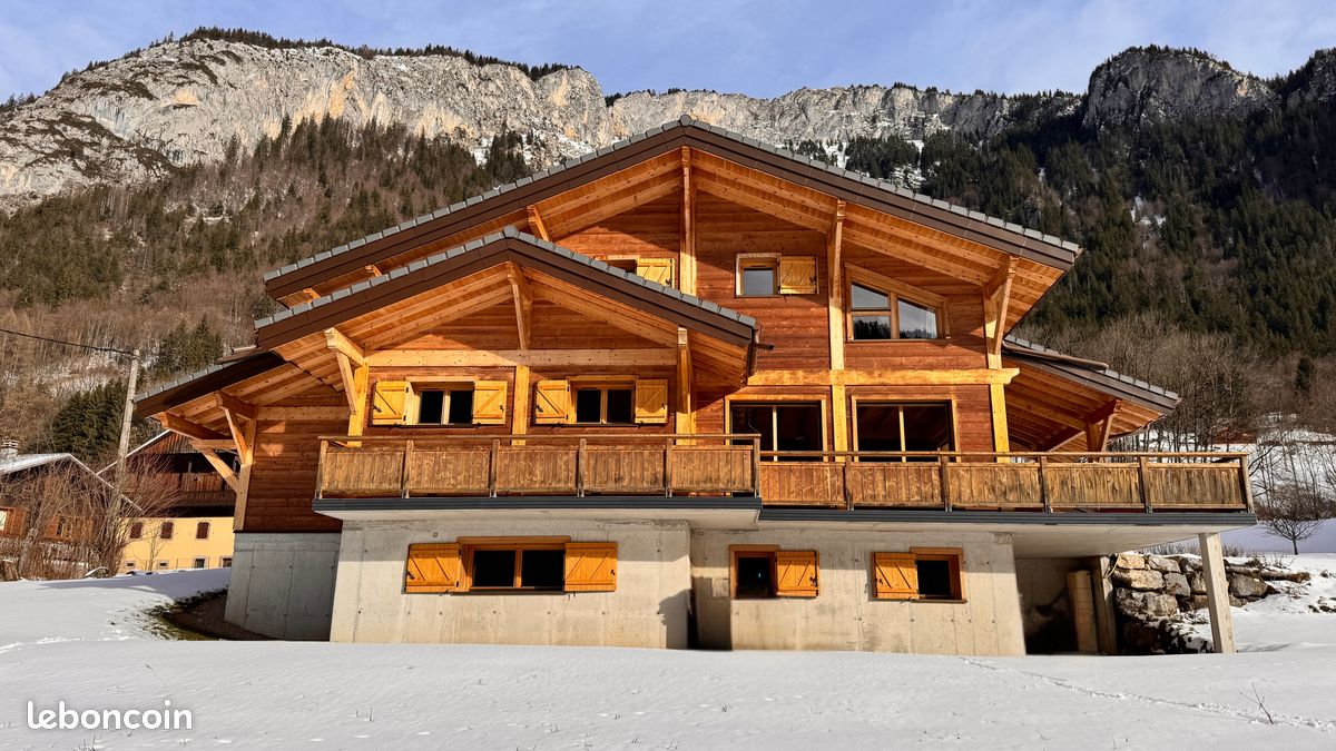 Maison 7 pièces 193 m² · à Abondance · 193 m² · 925 000 €