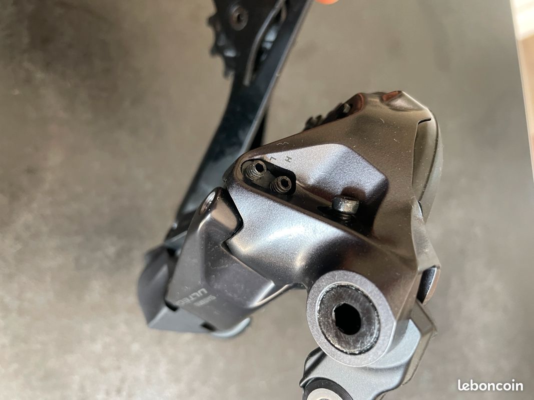 Shimano ULTEGRA Di2 RD-R8150 dérailleur 12 vitesses à montage direct Dérailleur arrière 12 vitesses