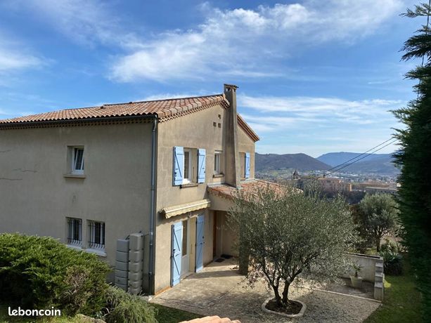 Maison 7 pièces 163 m²