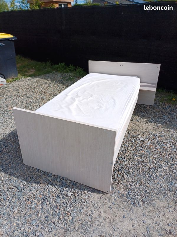 Lit enfant 90x190 (image 1)